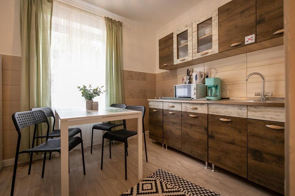 Lilla Vendeghaz Otel Miskolc Dış mekan fotoğraf